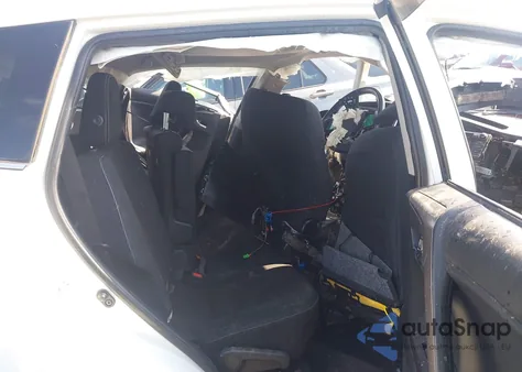 2017 Toyota Rav4 Xle z USA, uszkodzony, nr VIN JTMWFREVXHJ719618